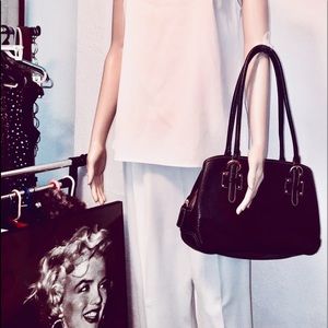brown leather tote
